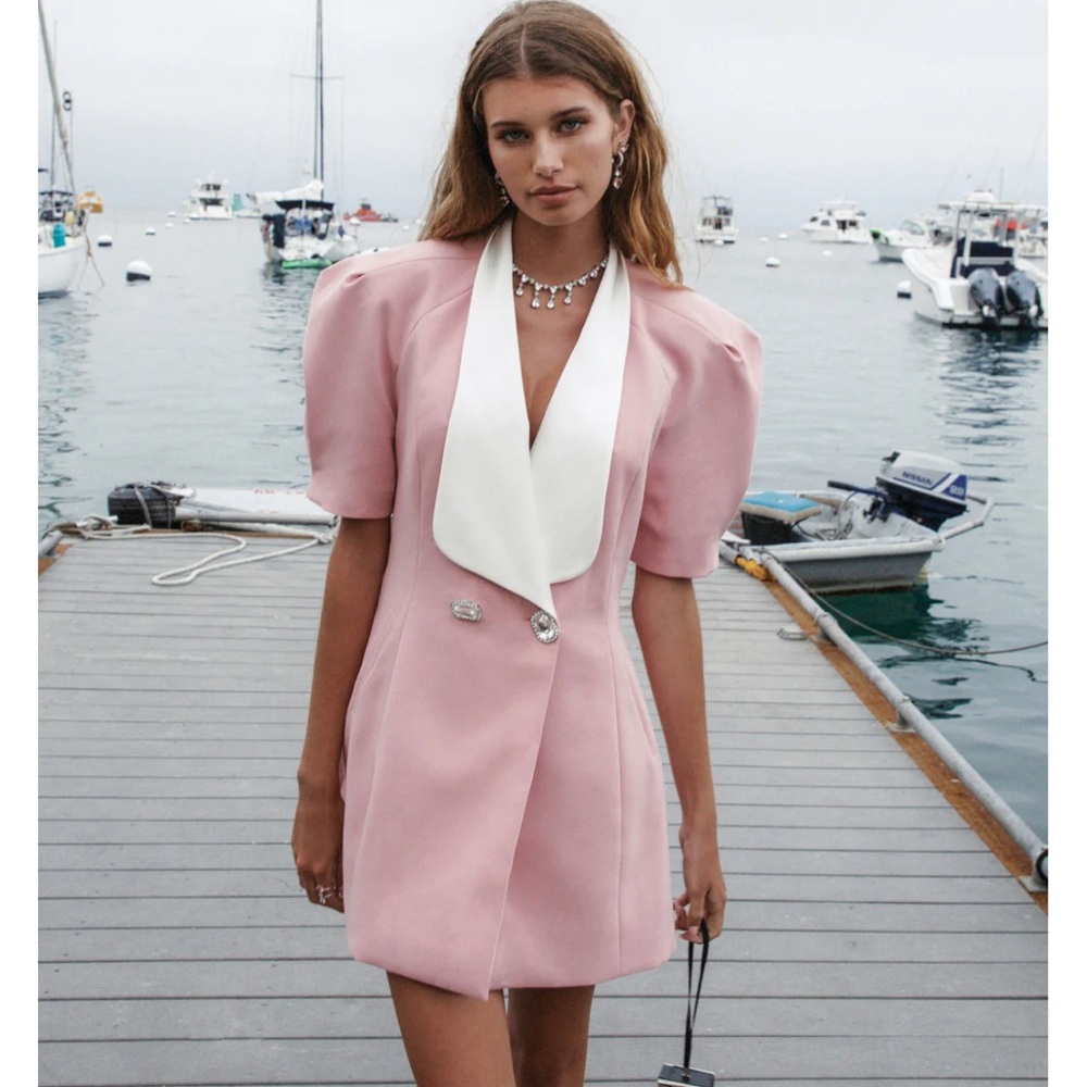 Alia Dress in Pink
NANA JACQUELINE
Color: Pink